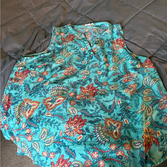 Maurices teal paisley sleeveless shirt - Picture 4 of 4